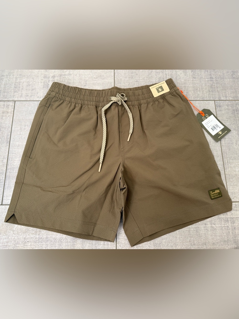 Howler Brothers Mens Small Salado Shorts Seersucker Capers Brown Quick Dry Nylon